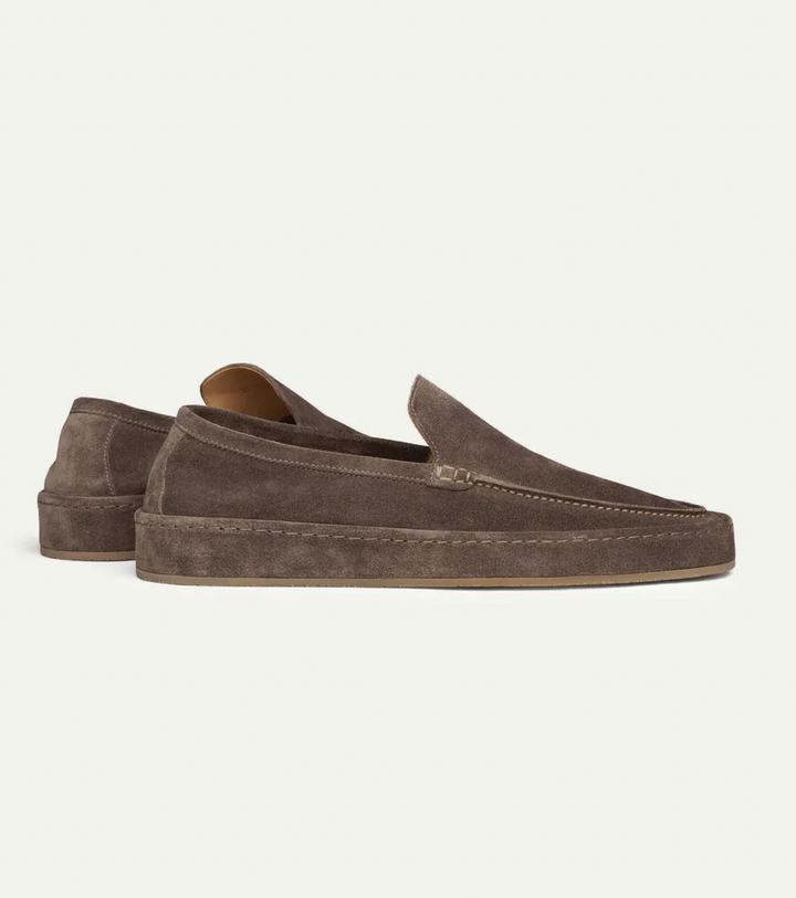Modern men's slip-on loafers, elegant & versatile smart casual shoes with superior cushioning for comfort.
