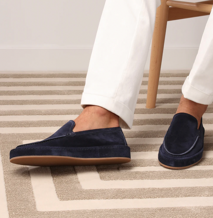 Comfortable men's smart casual loafers, easy slip-on style for everyday elegance & cushioned support.
