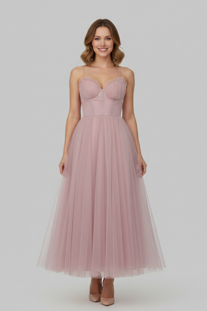 Women's strapless maxi dress in flowing tulle, ideal for summer fashion and formal wear.