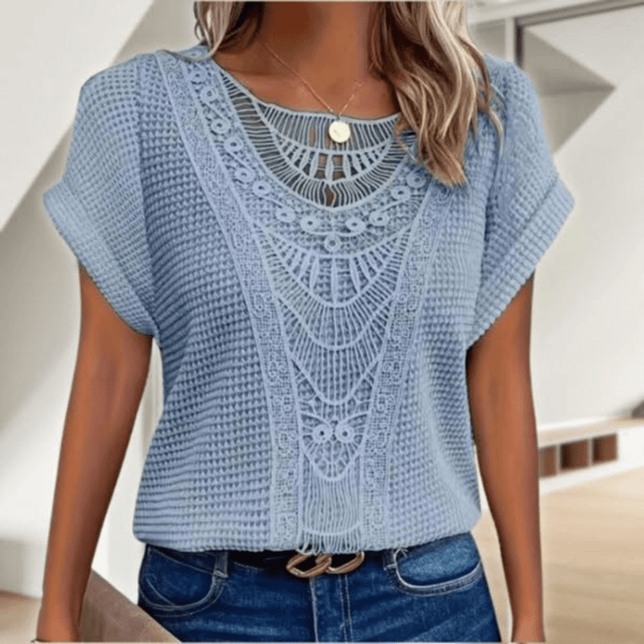 White lace blouse for women, long sleeve and elegant, suitable for summer and formal wear