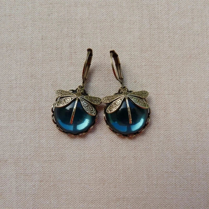 Gift-ready women's antique crystal dragonfly earrings, a unique and elegant jewelry present.