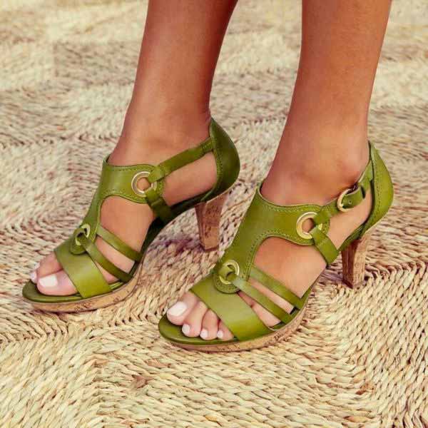 Women's elegant chunky heeled sandals with an open toe design, ideal for versatile fashion and all-day comfort.
