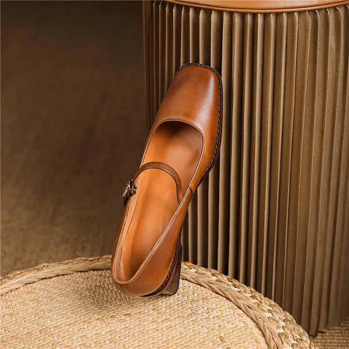 Casual yet elegant women's strap block heels, a must-have for spring and summer wardrobes.
