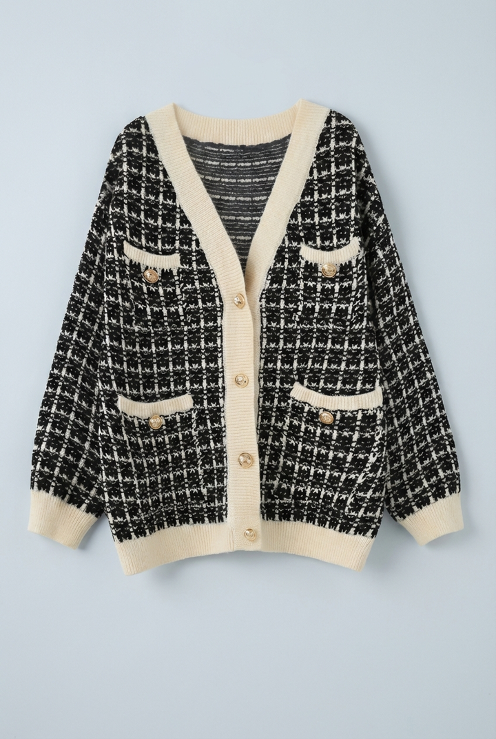 Versatile women's elegant button cardigan with V-neck, ideal for chic autumn and winter layering.