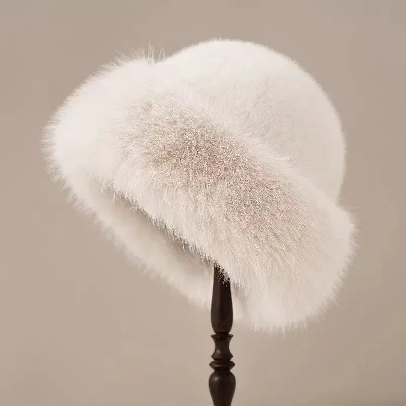 Elegant women's chic spring beret hat in a vibrant color, perfect for summer fashion accessories.