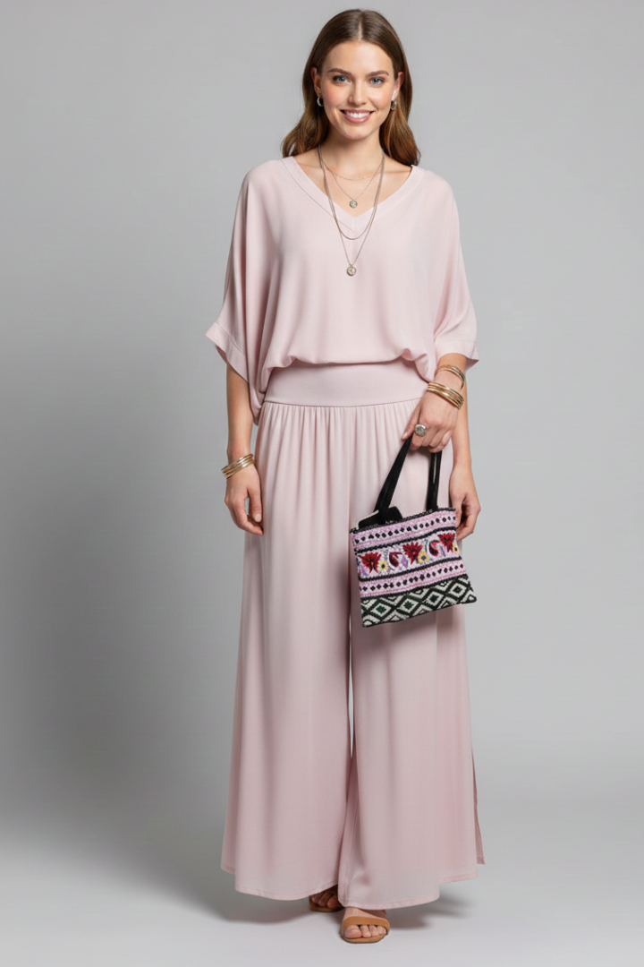 Trendsetting women's V-neck chiffon top and wide-leg pant combination, a must-have elegant suit.