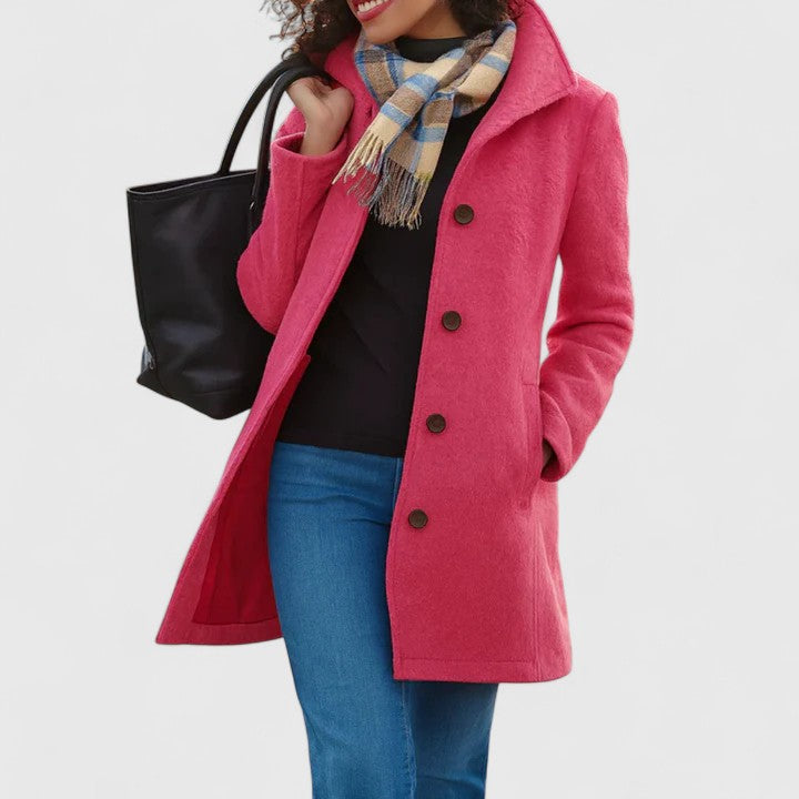 Elegant single-breasted women's wool blend winter coat with a sophisticated look