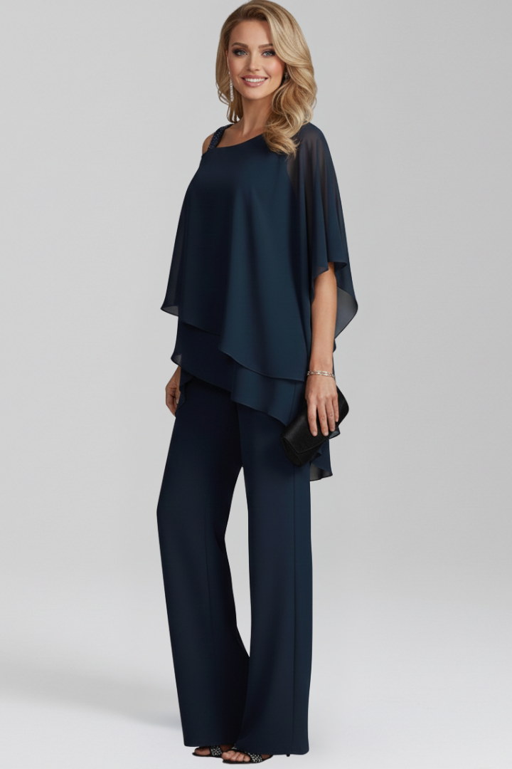 Stylish women's cold-shoulder, wide-leg jumpsuit in a flowing silhouette, boho-chic appeal
