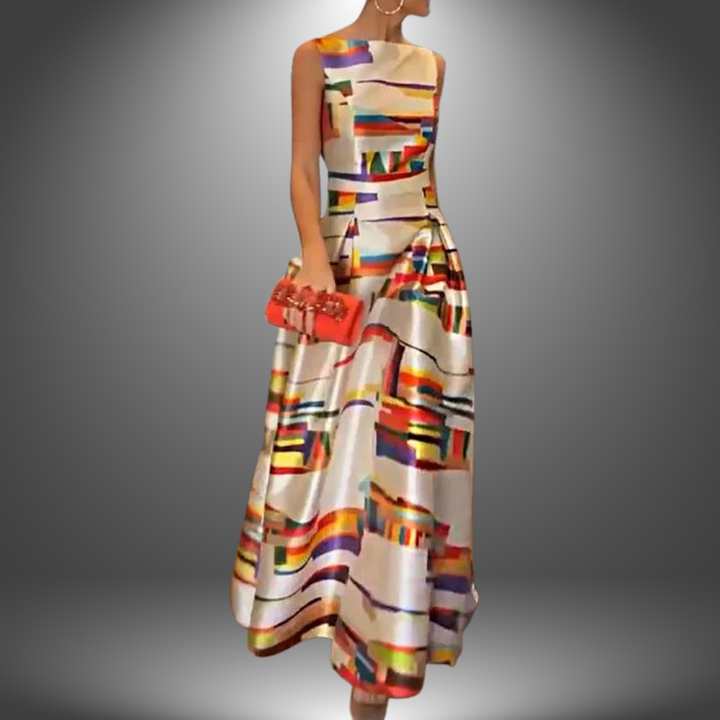 Elegant women's colorblock maxi dress with flowing fabric, perfect for stylish spring and summer fashion.