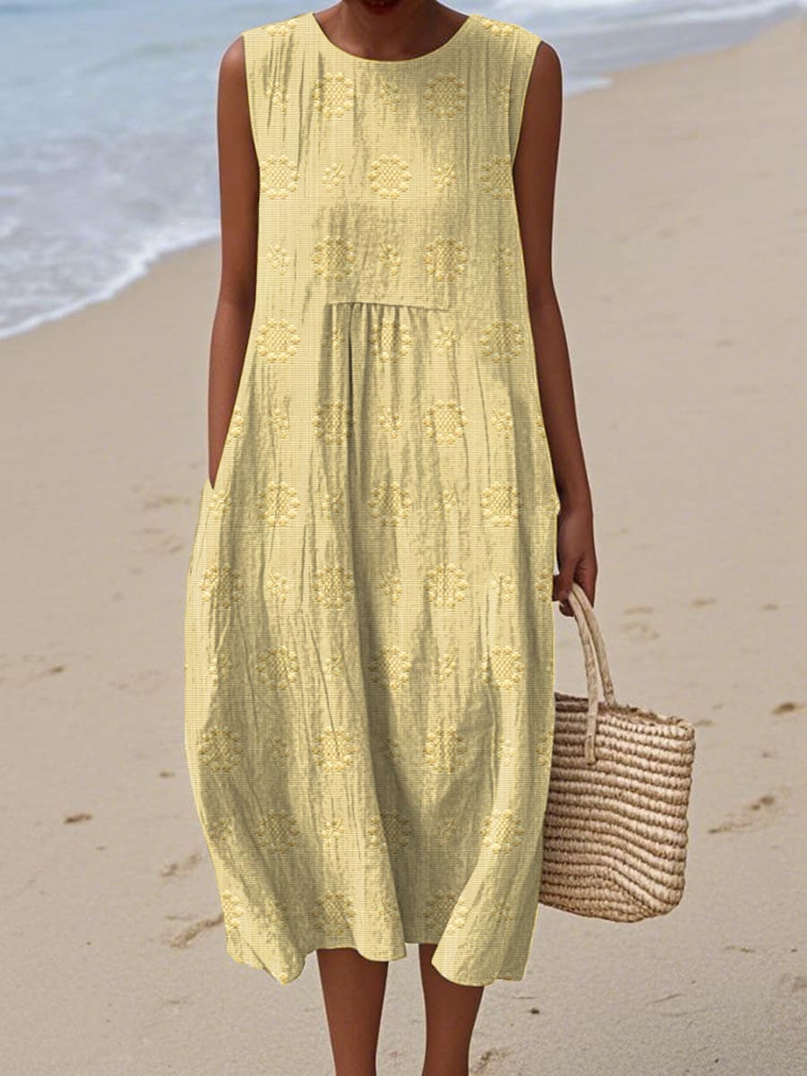Lightweight cotton maxi dress for women, an essential piece for any summer wardrobe