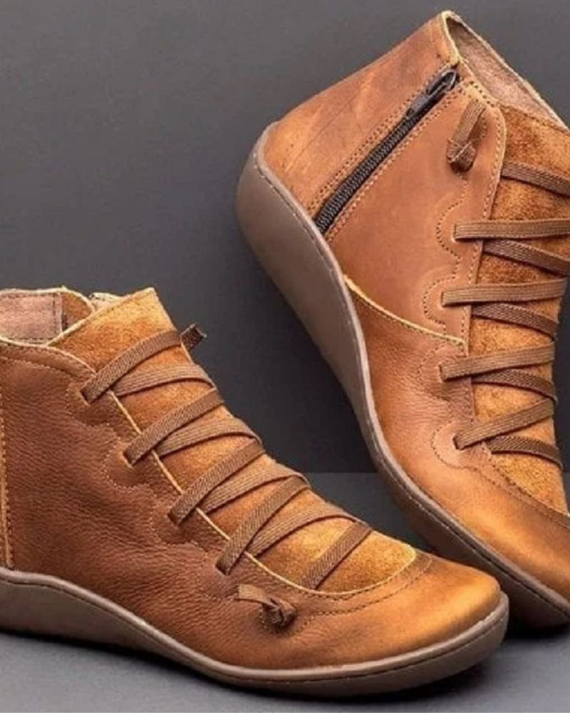 Chic women's supportive ankle boots, perfect for stylish & comfortable everyday autumn/winter wear.