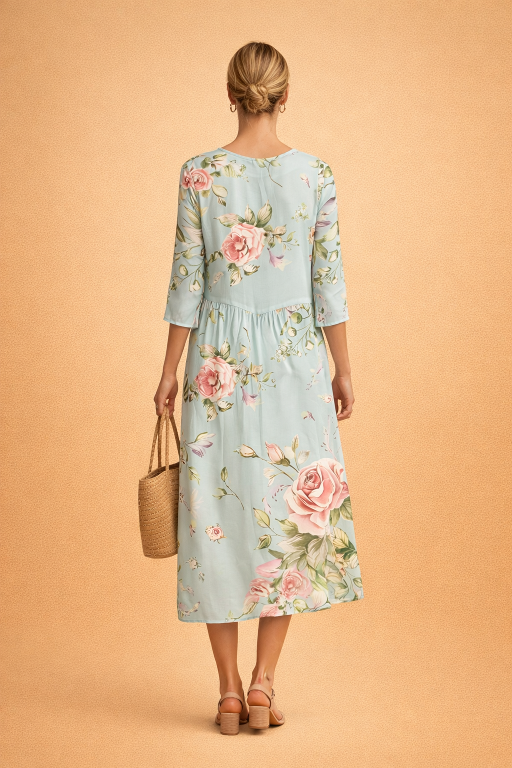 Comfortable women's floral midi dress in a relaxed, airy fit. Ideal for casual chic or vacation outfits.
