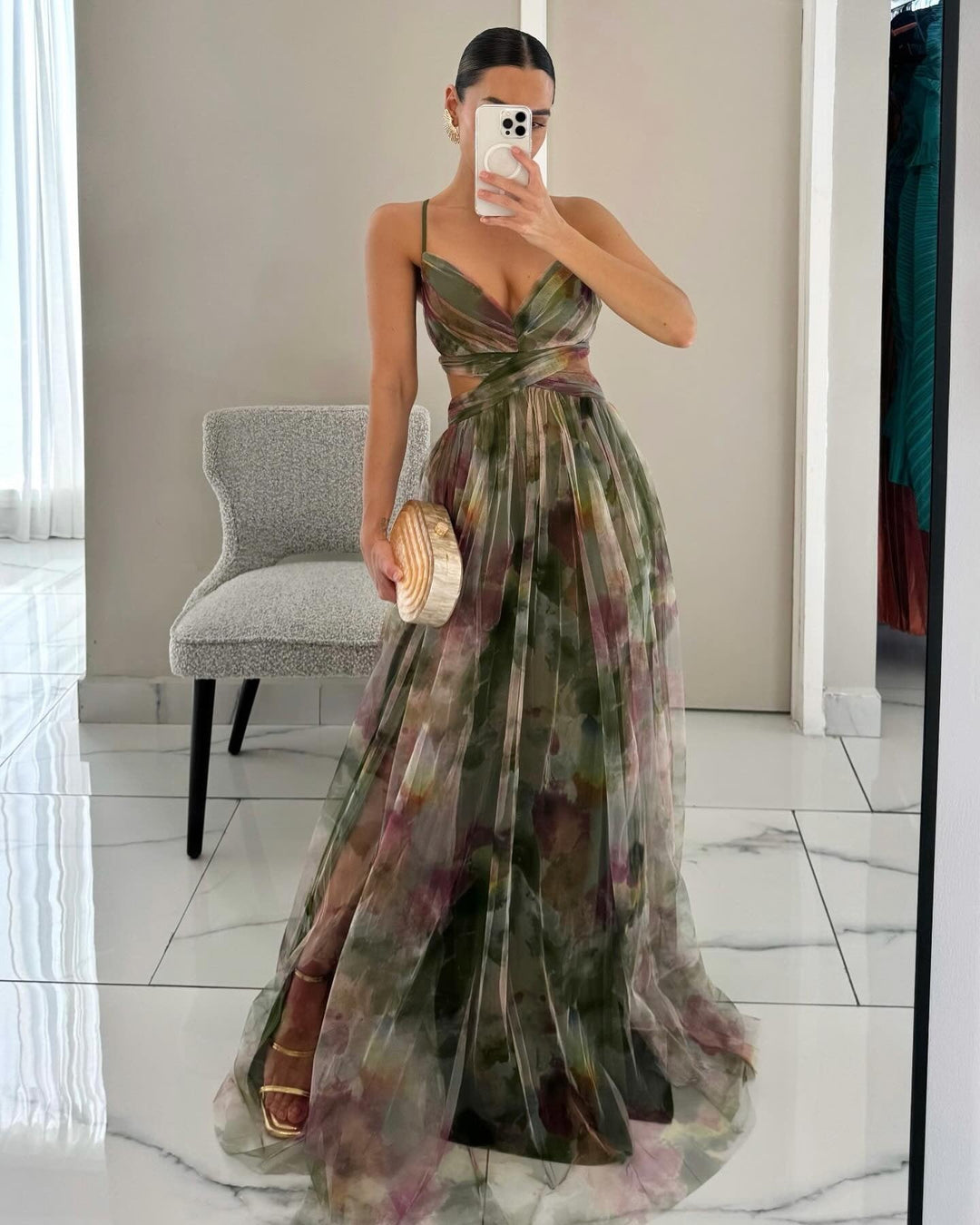 Premium women's floral print evening gown, a luxurious choice for formal events and special occasions.