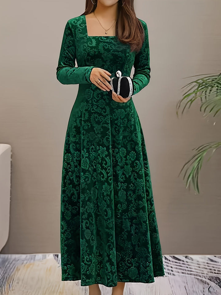 Luxurious floral velvet midi dress for women, featuring 3/4 sleeves, ideal as a cocktail or party dress.