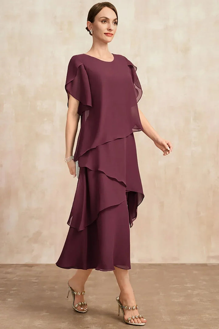 Flowy women's midi dress made of elegant chiffon with a classic tiered silhouette