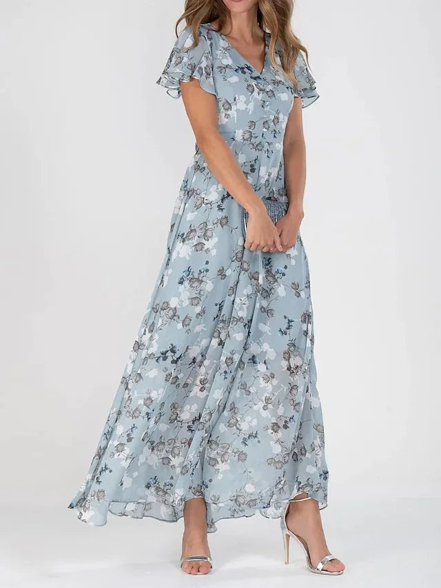 Summer glamorous maxi dress for women, casual chic day-to-night style, ideal for elegant occasions.