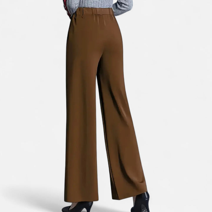 Chic women's straight-leg pants with a high waist, suitable for versatile office wear and smart casual looks.