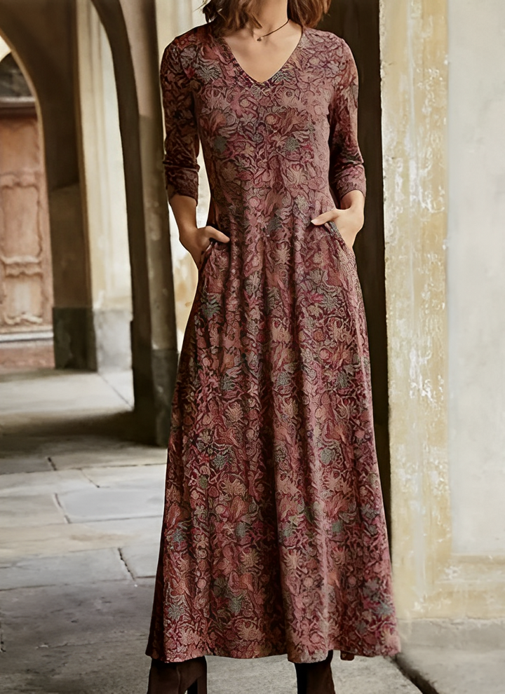 Sophisticated long dress for women, featuring a unique retro floral print and classic vintage style.