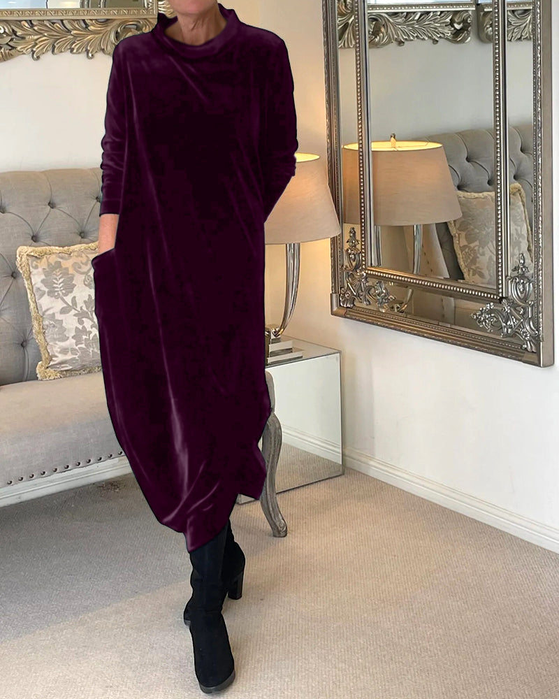 High-quality women's versatile dress in grey, midi length, long sleeves, round neck, and pockets.