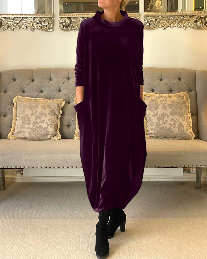 Women's chic long sleeve dress, midi length, perfect for everyday elegance, with useful pockets.