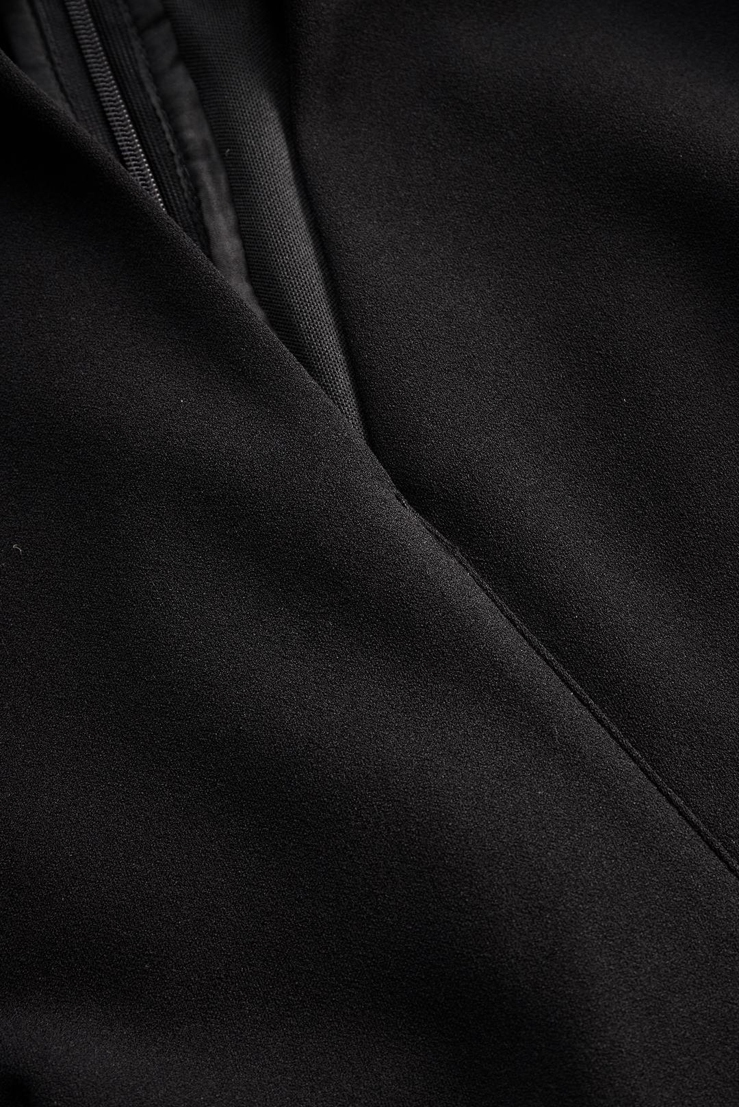 Women's versatile belted midi dress, elegant workwear with a flattering wrap design