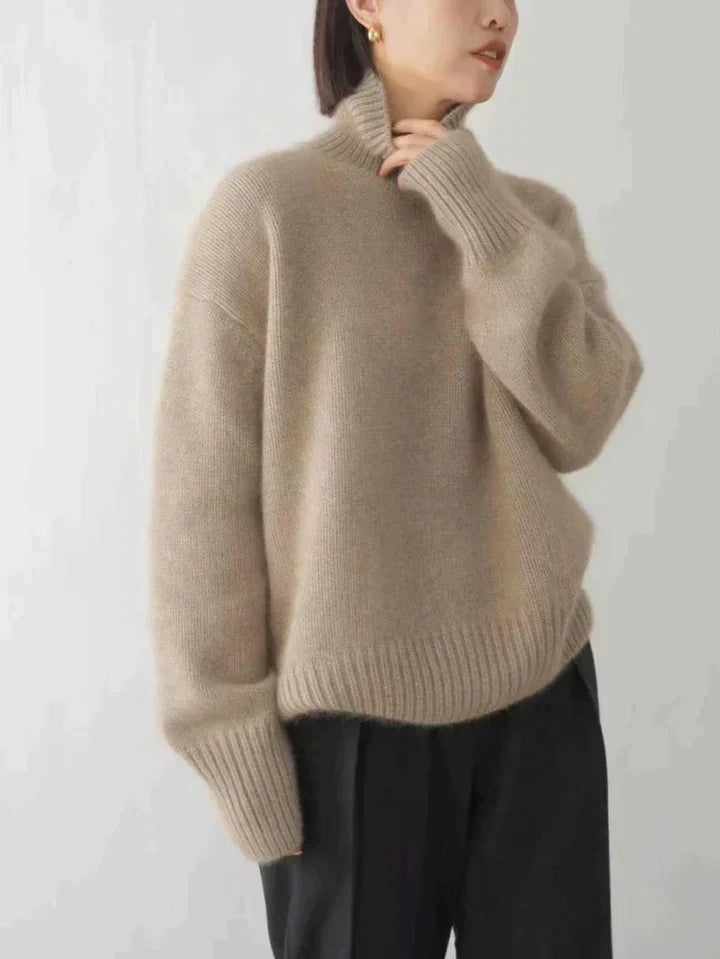 Elegant women's new wool-like turtleneck sweater in a fashionable knit, perfect for winter warmth