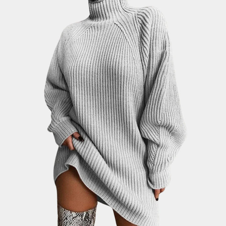 Warm knitwear: Women's luxurious wool-like turtleneck sweater for elegant winter fashion