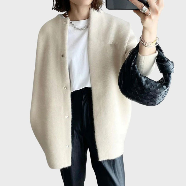 Comfortable women's open front cardigan, ideal for versatile layering & stylish outfits.
