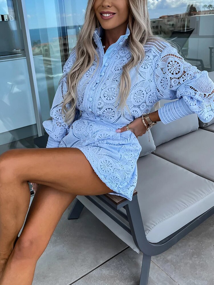 Elegant women's patterned blouse & high-waist shorts set, a sophisticated spring/summer ensemble.