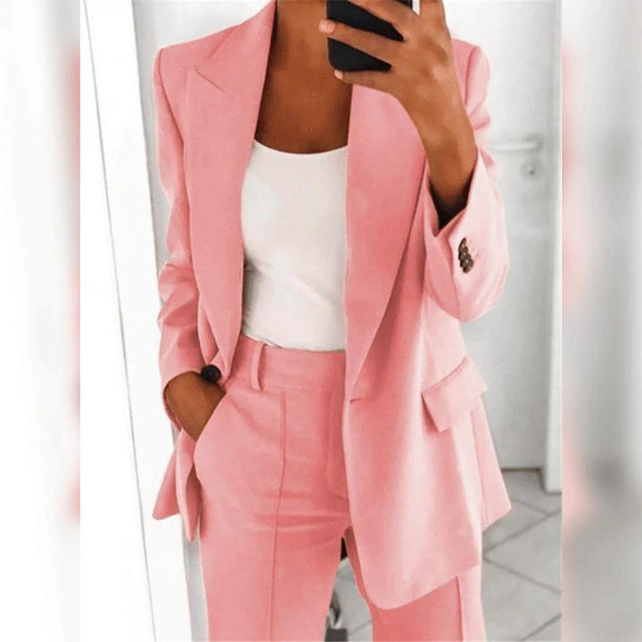 Versatile women's business attire: a professional two-piece blazer and pant suit for a polished look.