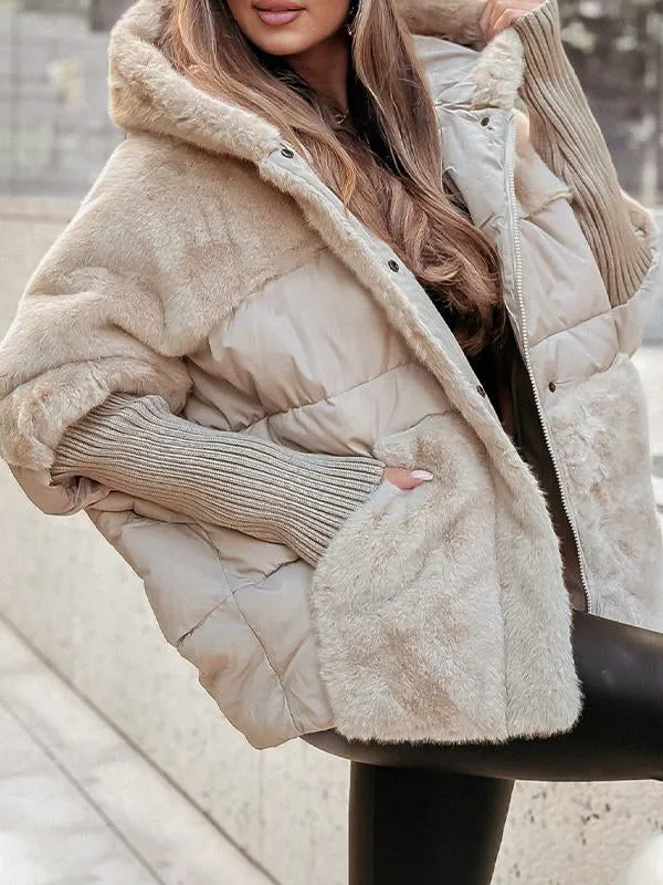 Quilted women's puffer jacket with elegant design and practical teddy lining for winter.