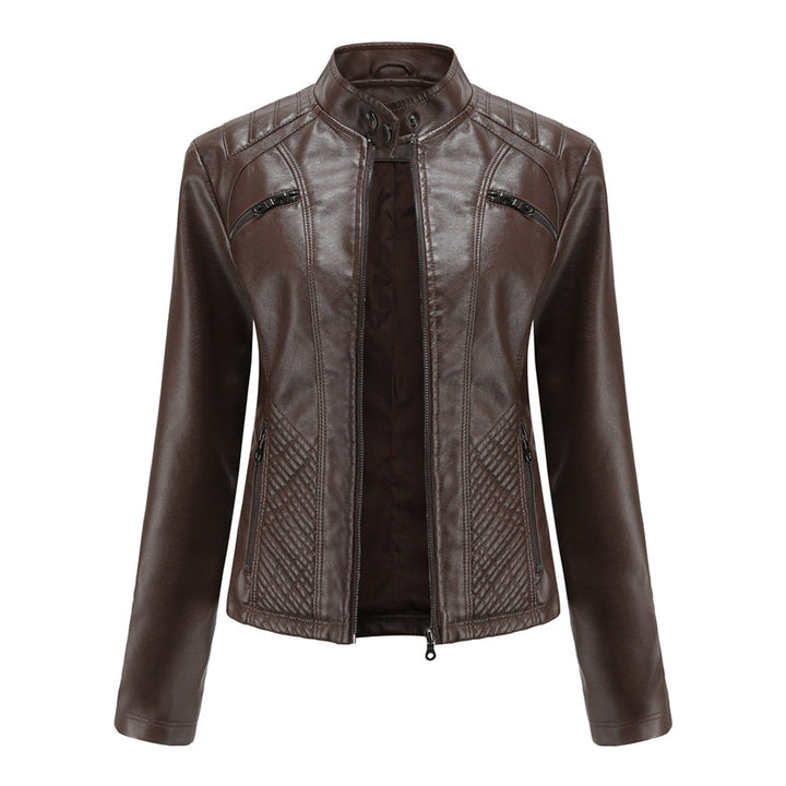 Versatile women's spring jacket, elegant and relaxed, showcasing premium casual fashion.