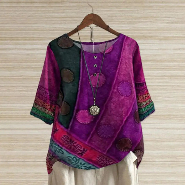 Stylish new women's round neck top, perfect for versatile and classic summer outfits