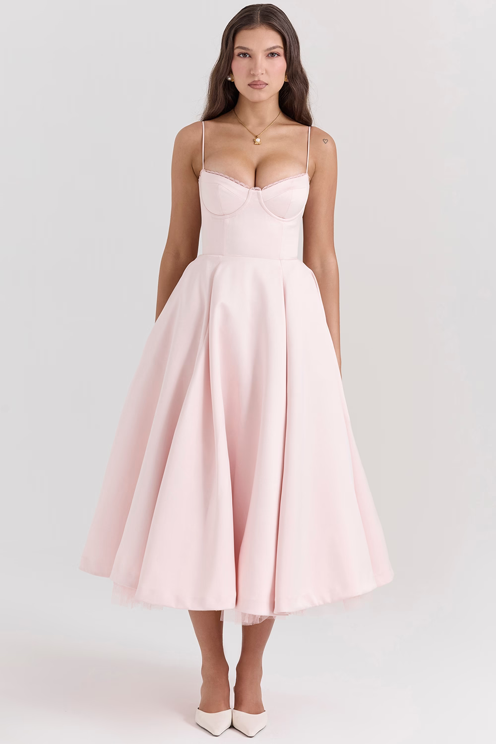 Timeless Women's Elegant Dress, featuring a sweetheart neckline & flattering fit. Perfect party attire.