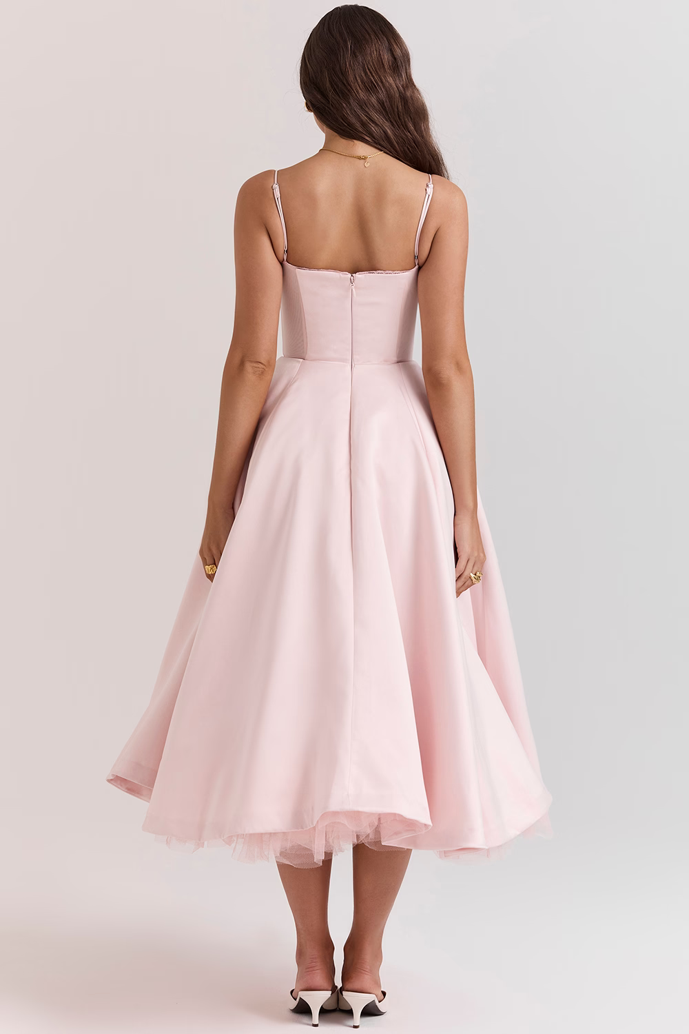 Chic Women's Formal Midi Dress with a sweetheart neckline. Elegant and flattering for special events.