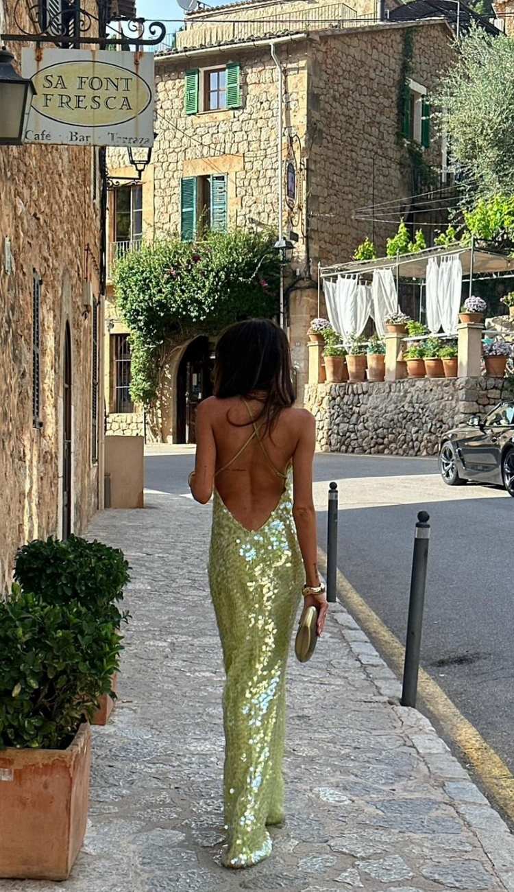 Vibrant green sequin dress for women, midi length, with a fashionable square neckline, ideal for summer.