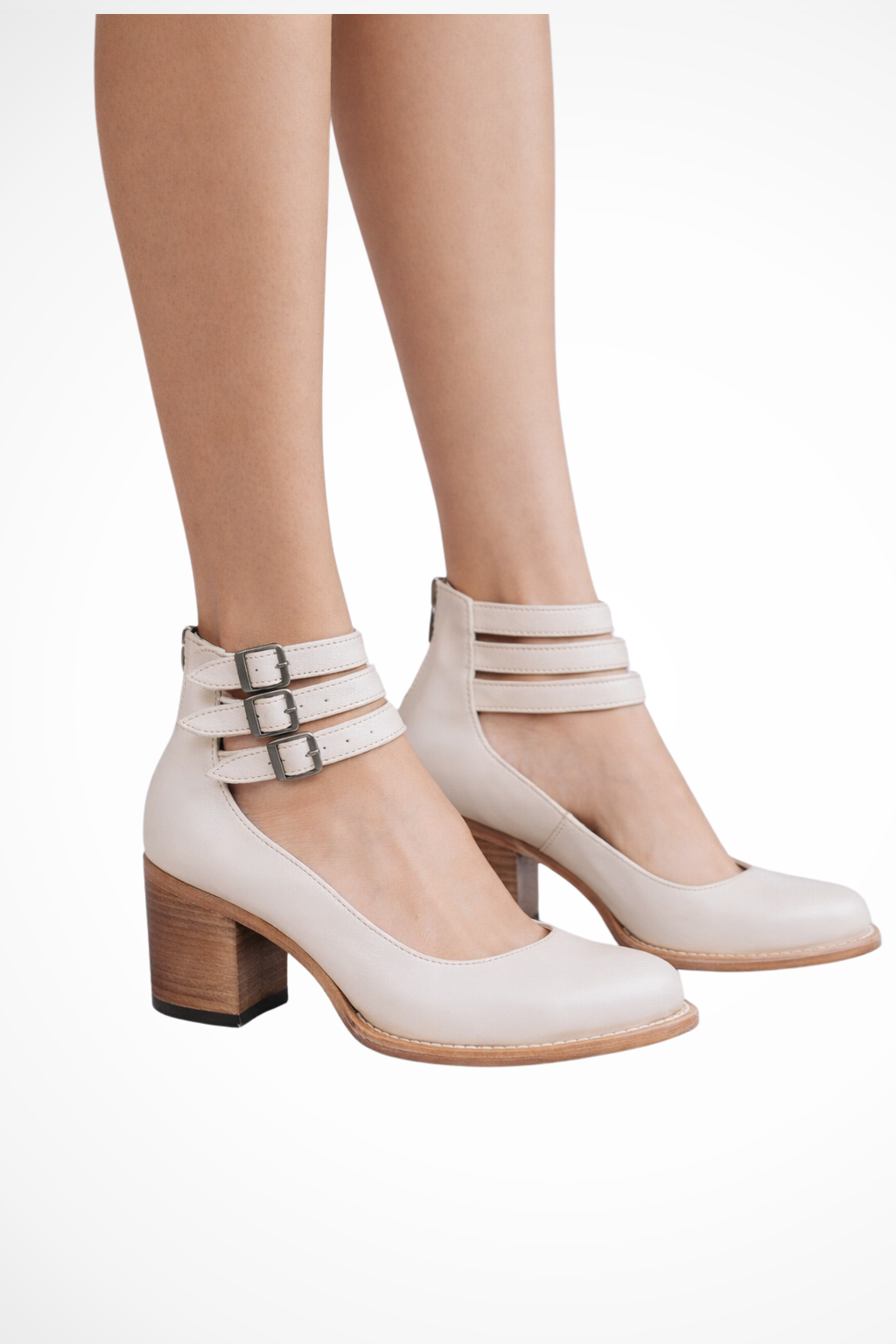 Chic women's strappy dress sandals, perfect for versatile summer fashion.