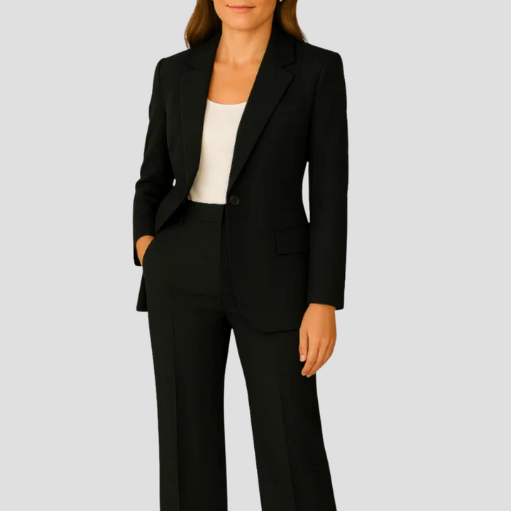 Business casual women's tailored two-piece suit, featuring a refined blazer and matching pants for summer.