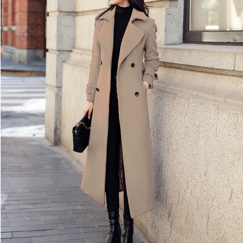 Chic women's elegant jacket, textured with a double front design. Smart style outerwear for versatile fashion.