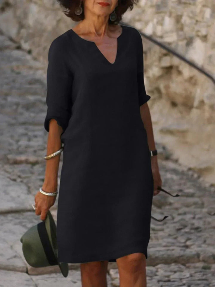 Versatile women's V-neck party dress. Perfect for wedding guests, formal events, or a chic summer evening.