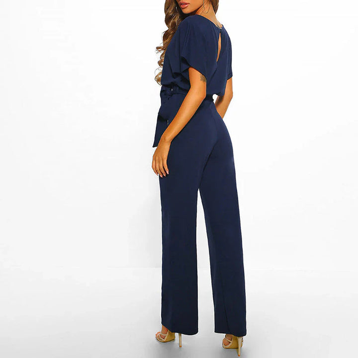 Versatile women's wide-leg jumpsuit in a soft, comfortable stretch fabric design