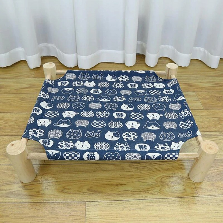 Versatile elevated cat bed for indoor & outdoor use. Washable linen fabric provides optimal comfort for your cat.