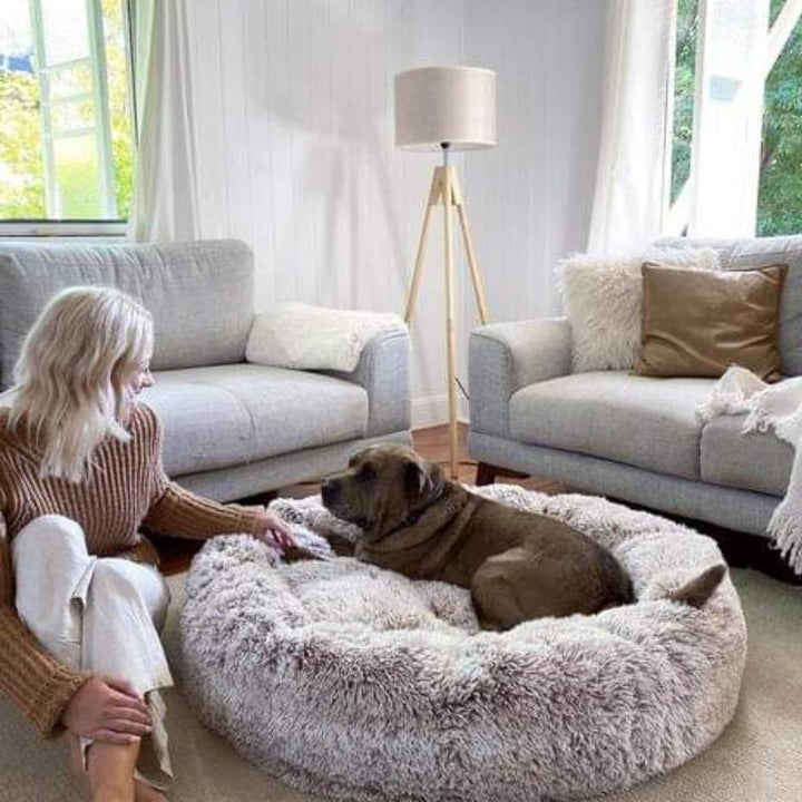 Washable fluffy donut dog bed for large dogs, providing ultimate comfort & support. Pet supplies.