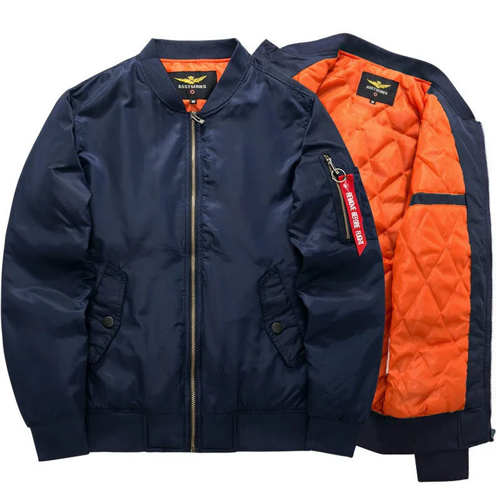 Close-up of the polyester fabric on a men's casual outdoor jacket, highlighting its windbreaker and water-repellent features.