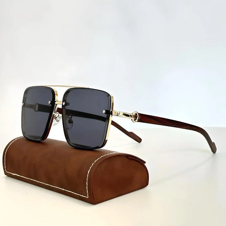 Men's oversized aviator sunglasses with UV400 protection, perfect for outdoor style & sun protection.