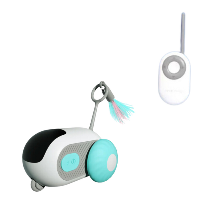 Fun interactive electric cat chase toy, silicone and rechargeable, providing endless entertainment for pets.