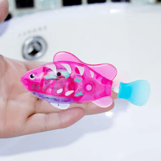 Floating interactive swimming fish. A vibrant water toy for pet entertainment, cat & dog playtime.