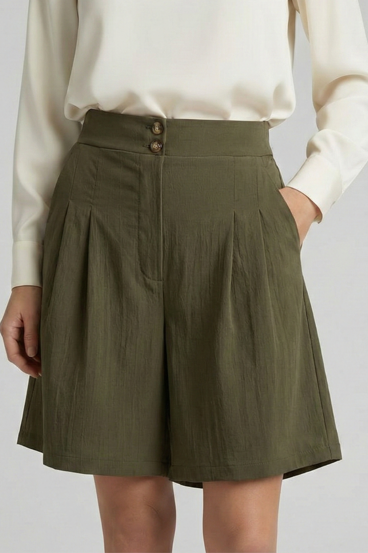 Women's high waist pleated tailored shorts in khaki, a versatile summer staple.