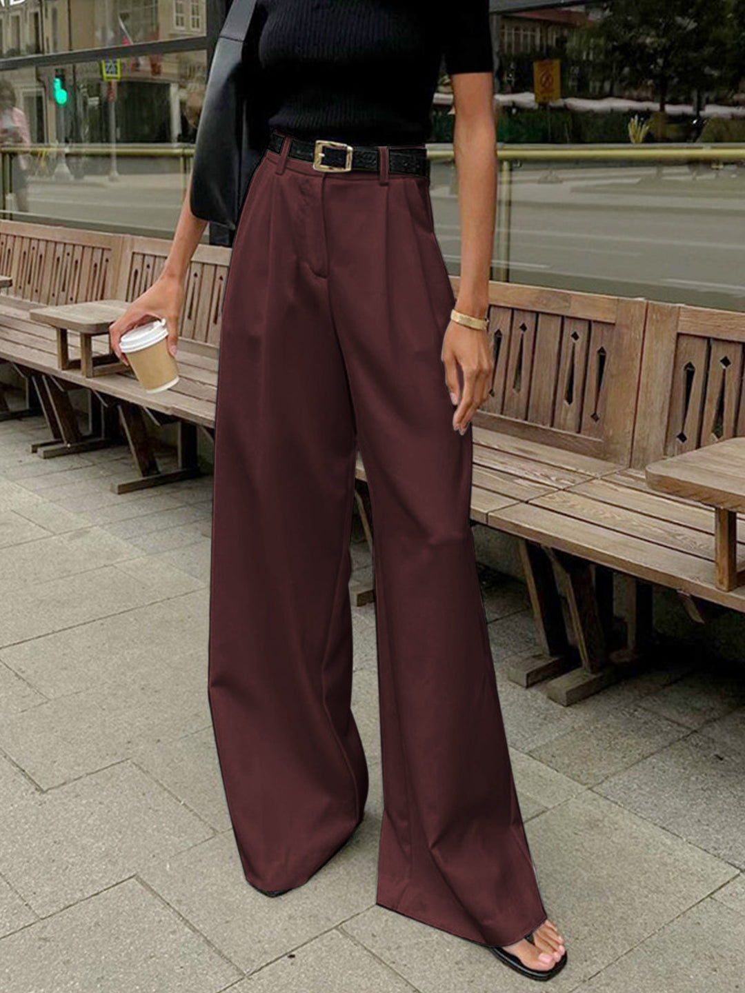 Fashionable women's business casual trousers, featuring a relaxed fit and wide leg style