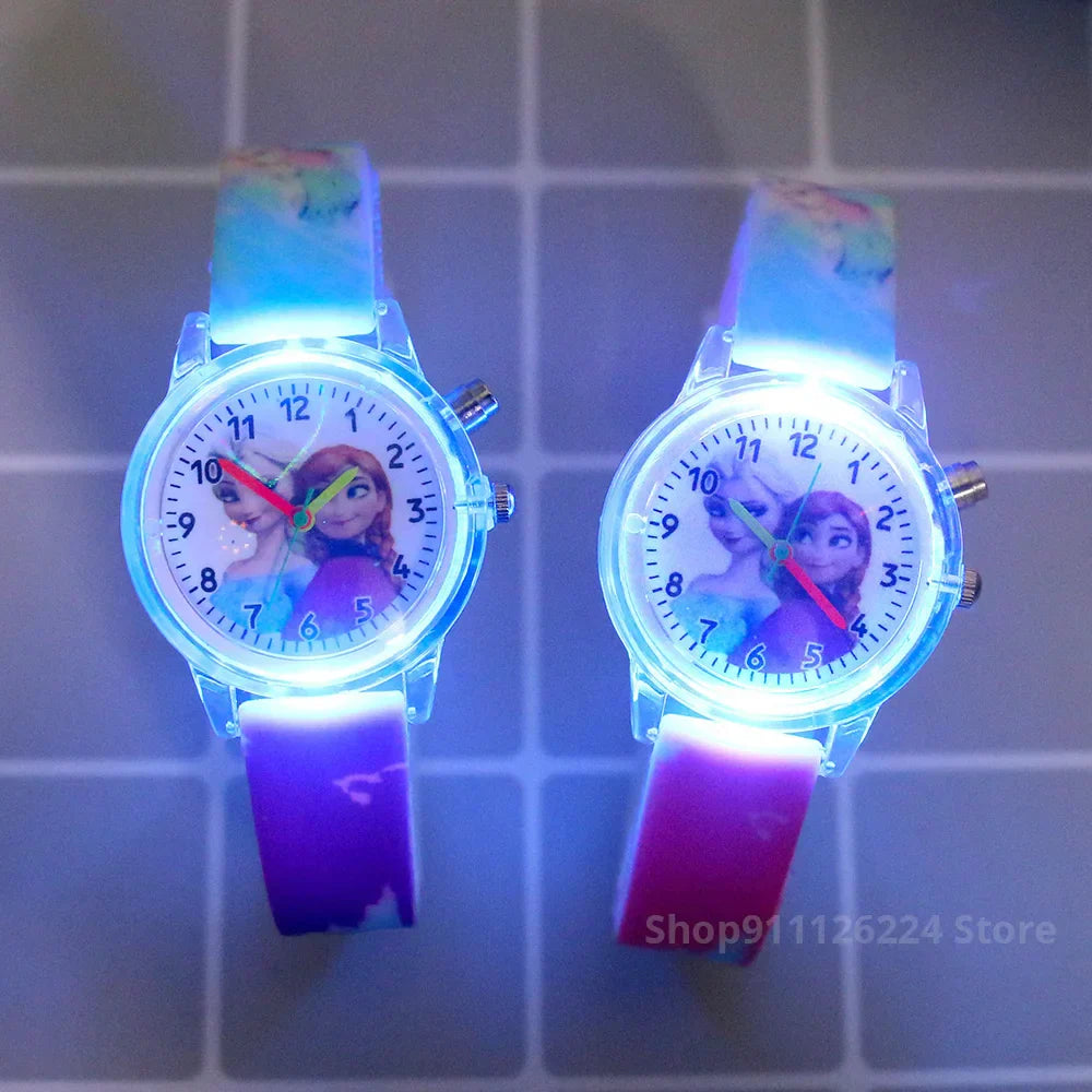 Spider-Man kids' glow watch. Red silicone strap, time teacher. Perfect for boys learning time.